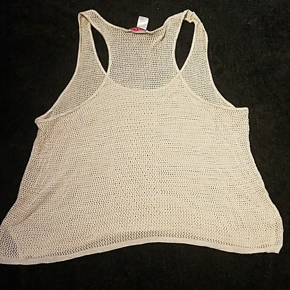 Sleveless woman's tank - Picture 2 of 2